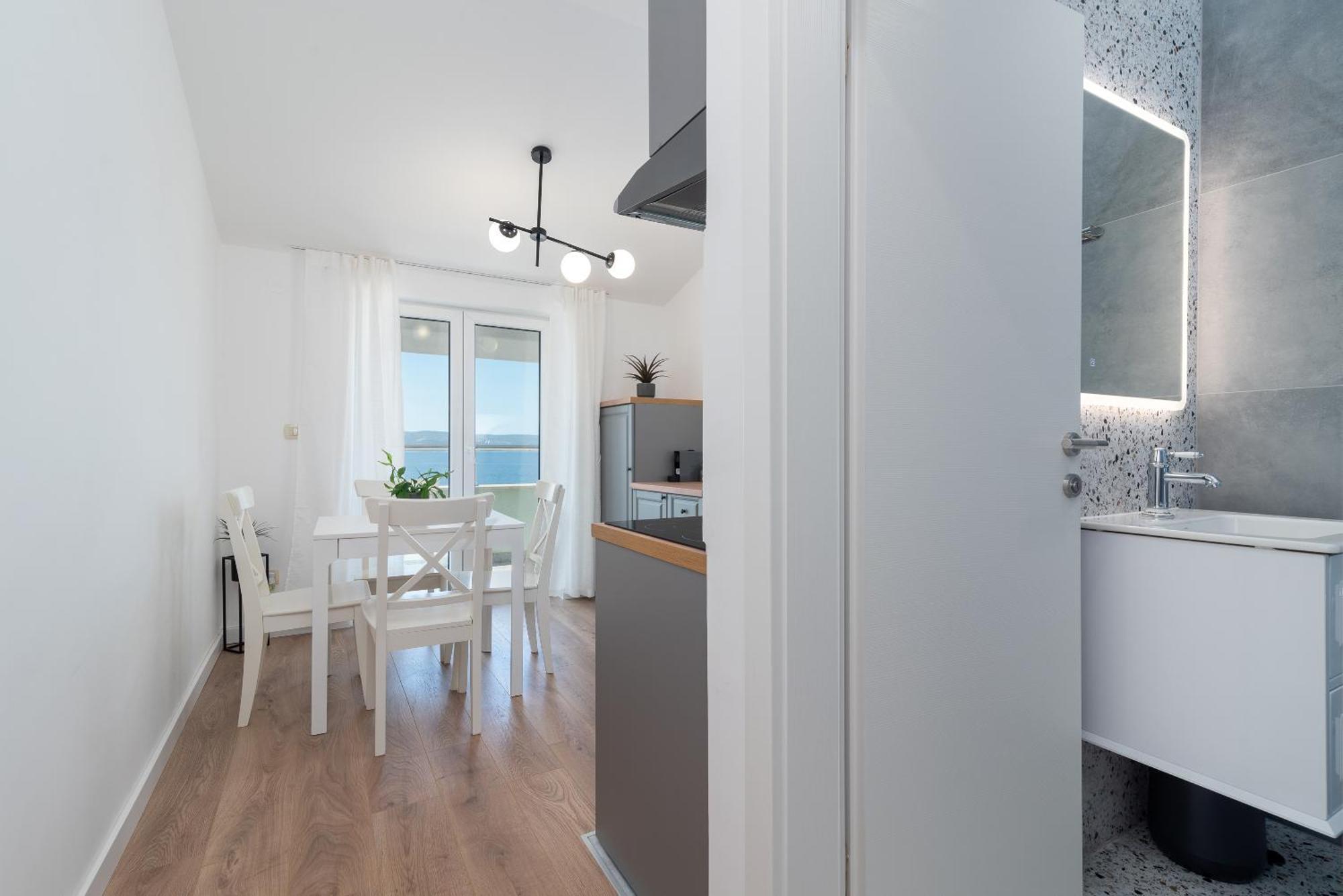 Sea View Apartment Karmen Jesenice  Exterior photo